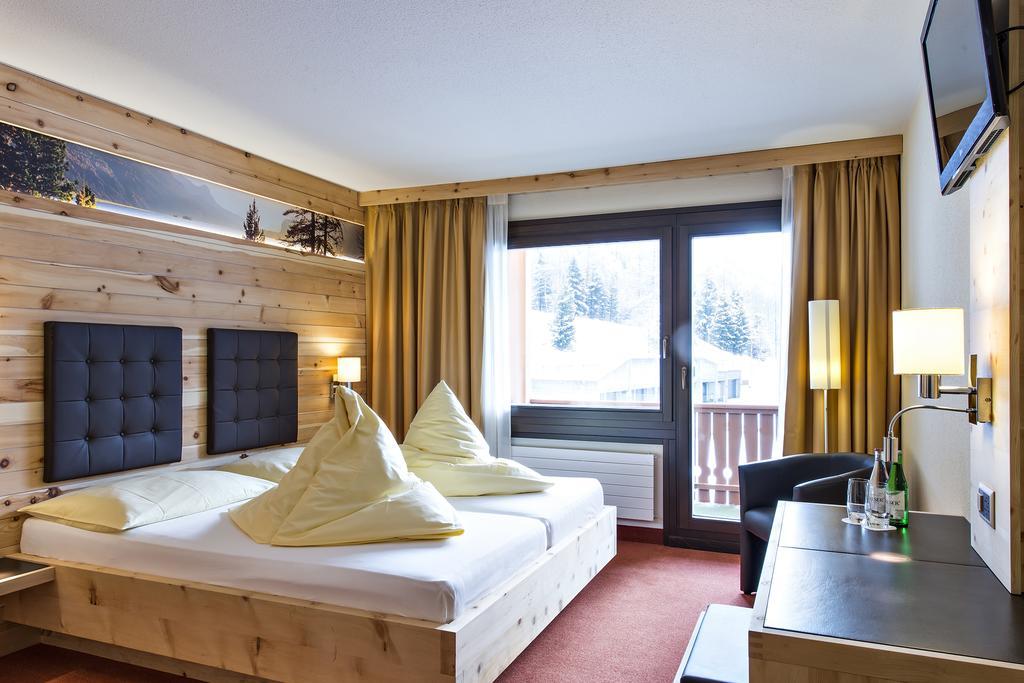 Hotel Palue Pontresina Chambre photo